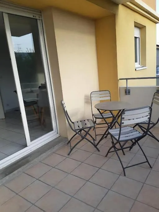 Appt T2 Avec Piscine Avignon Le Pontet Apartment 0*,  France
